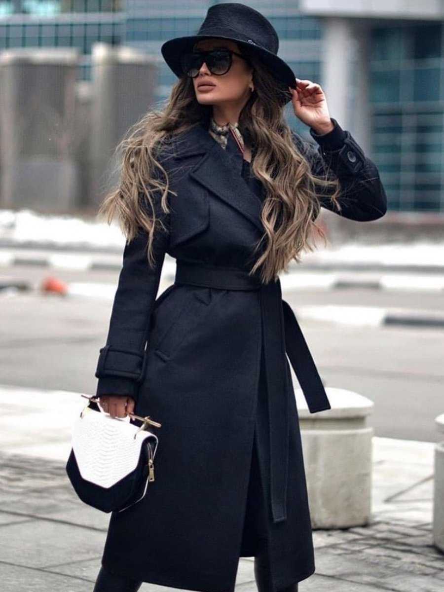 Чёрное пальто: с чем носить, как правильно сочетать и создать неповторимый образ