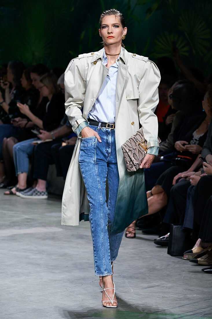 Джинсы-клёш 2020: модные фасоны. с чем носить джинсы-клеш?