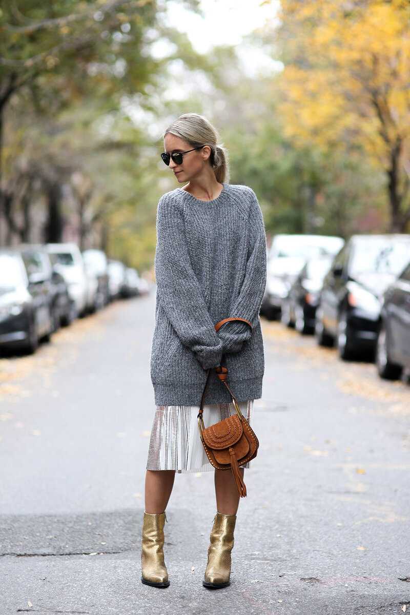 Удлиненный свитер женский с чем носить