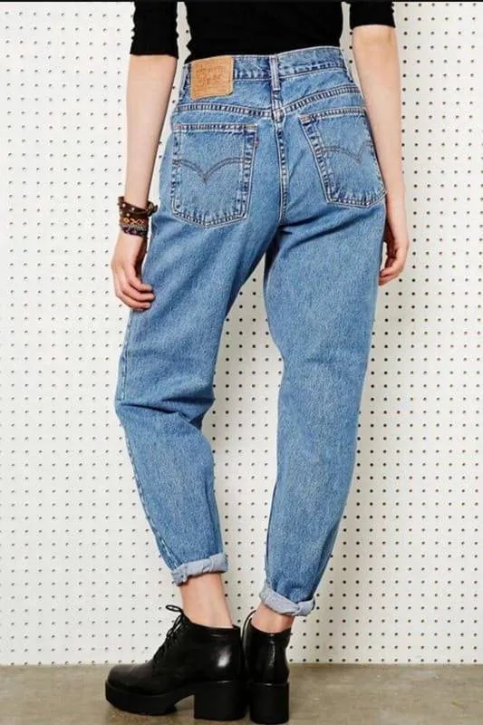 Модные джинсы мом: 100 фото, с чем носить, модели, тренды, новинки
