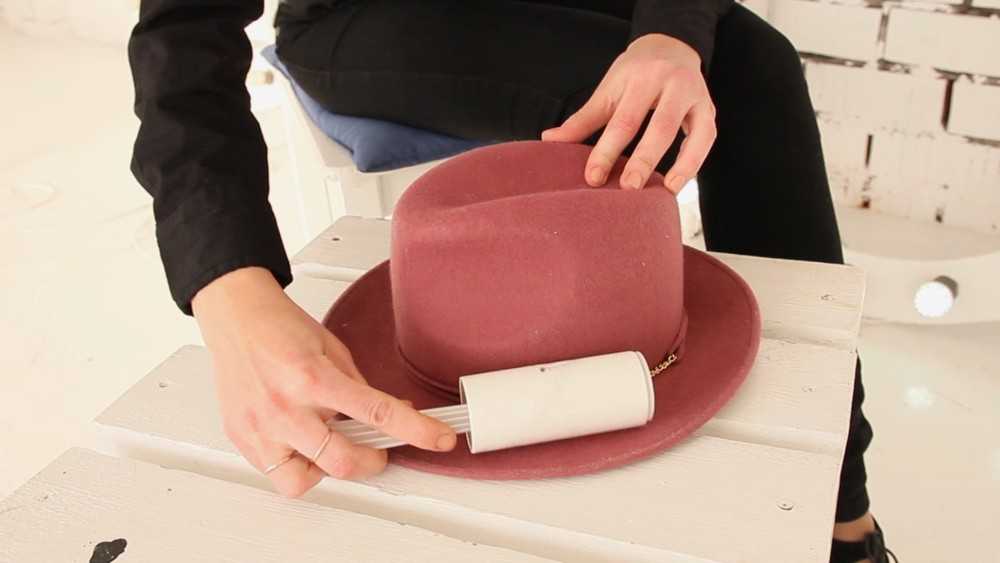 Как почистить фетровую шляпу в домашних условиях - эффективные способы и рекомендации