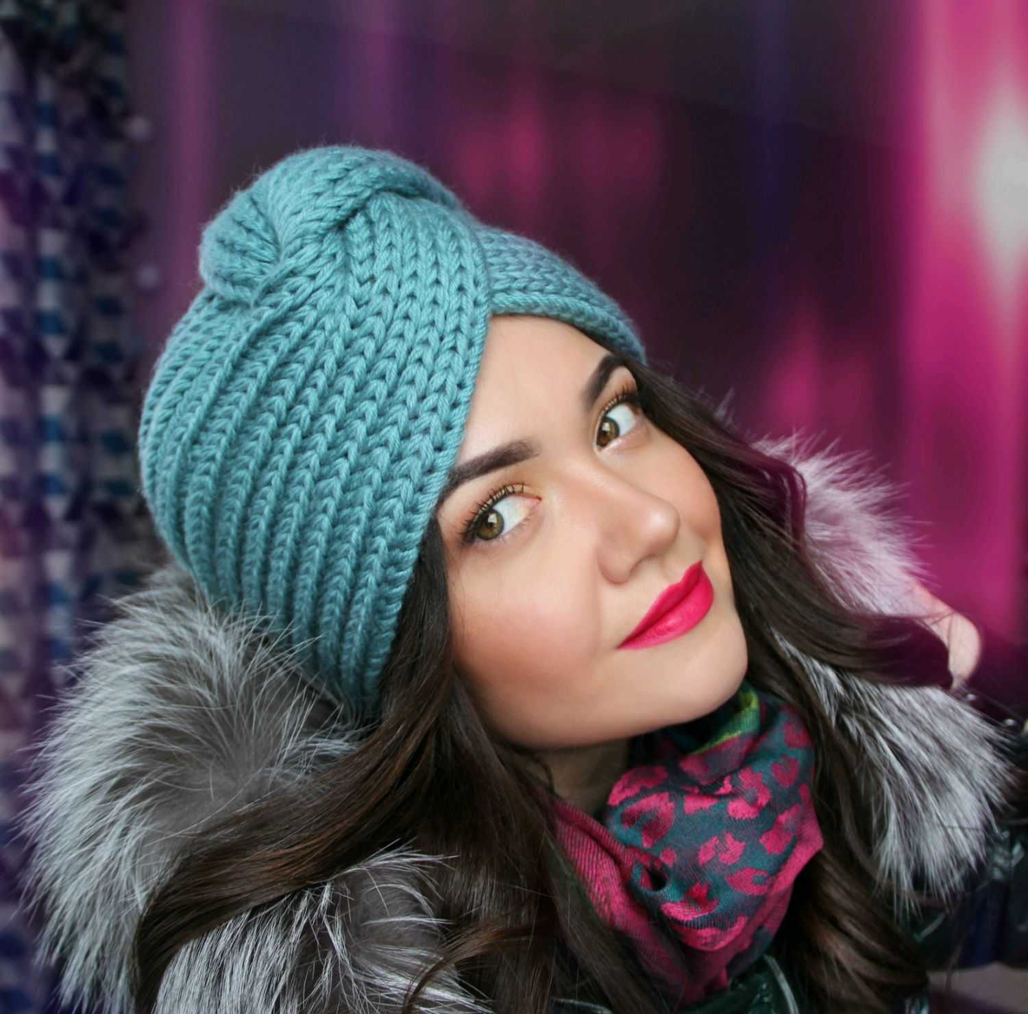 Модные вязаные шапки на зиму 2021 года  женские шапки спицами 16 моделей