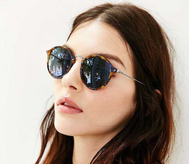 Как женщинам выбрать солнцезащитные очки по форме лица Тренды 2019 Фото красивых новинок