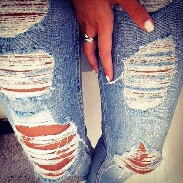 С чем носить рваные джинсы? как порвать джинсы?