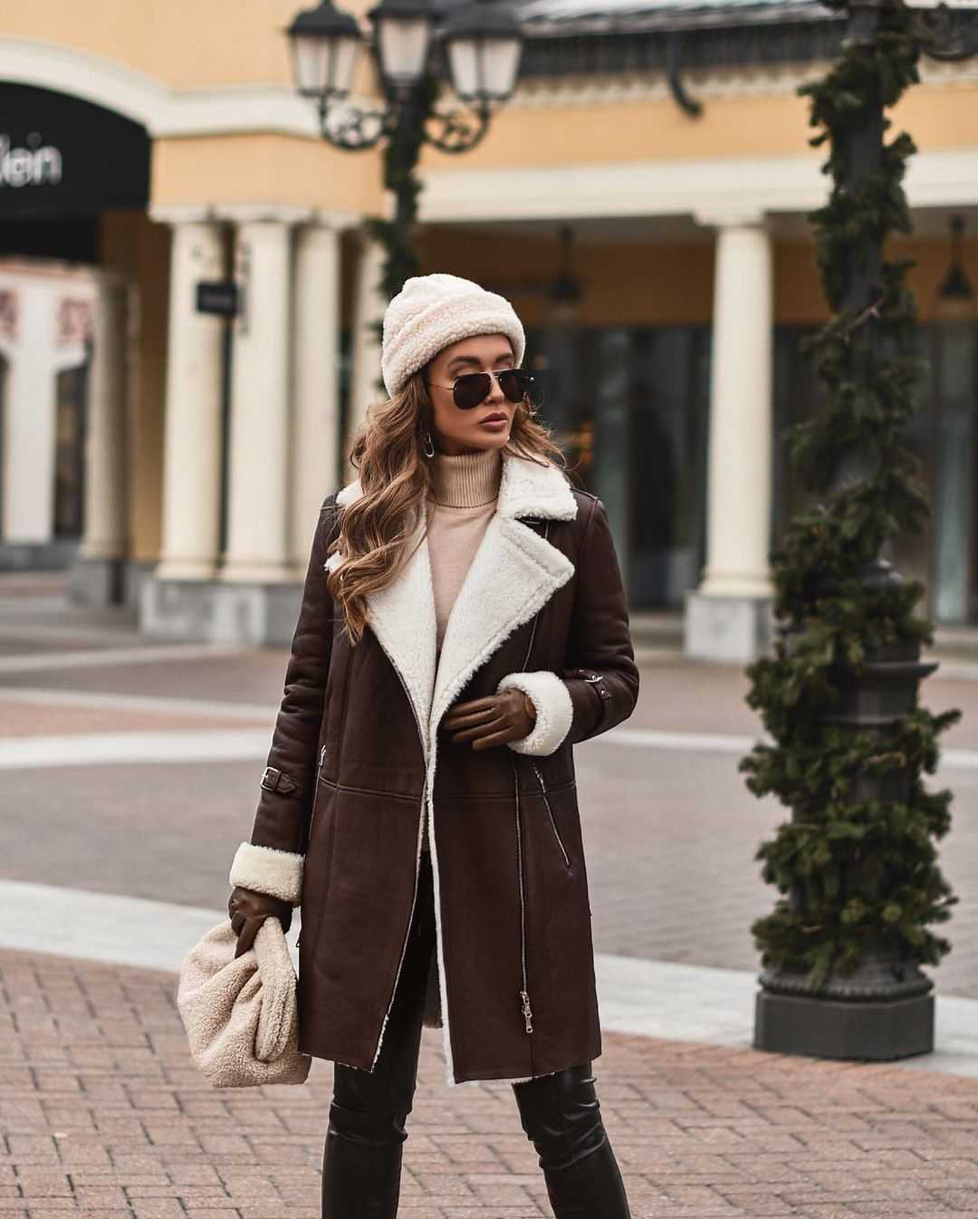 Мода зима 2018-2019: одежда, обувь, аксессуары (245 модных образа)