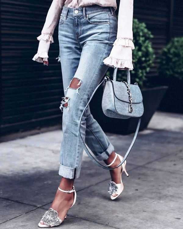 Модный деним 2019-2020: новинки джинсовой одежды для женщин