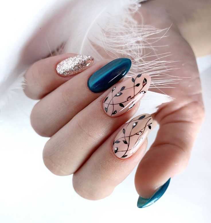 Маникюр на короткие ногти овальной формы: модный дизайн, тренды, фото
маникюр на короткие овальные ногти — modnayadama